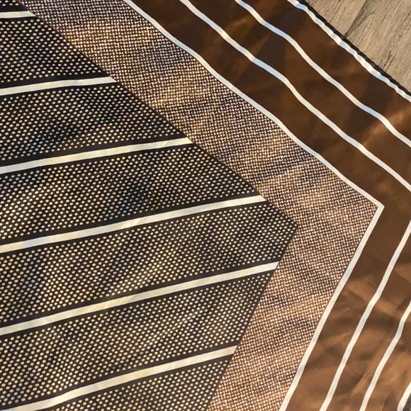 Pierre Balmain French Silk Scarf - Picture 5 of 6